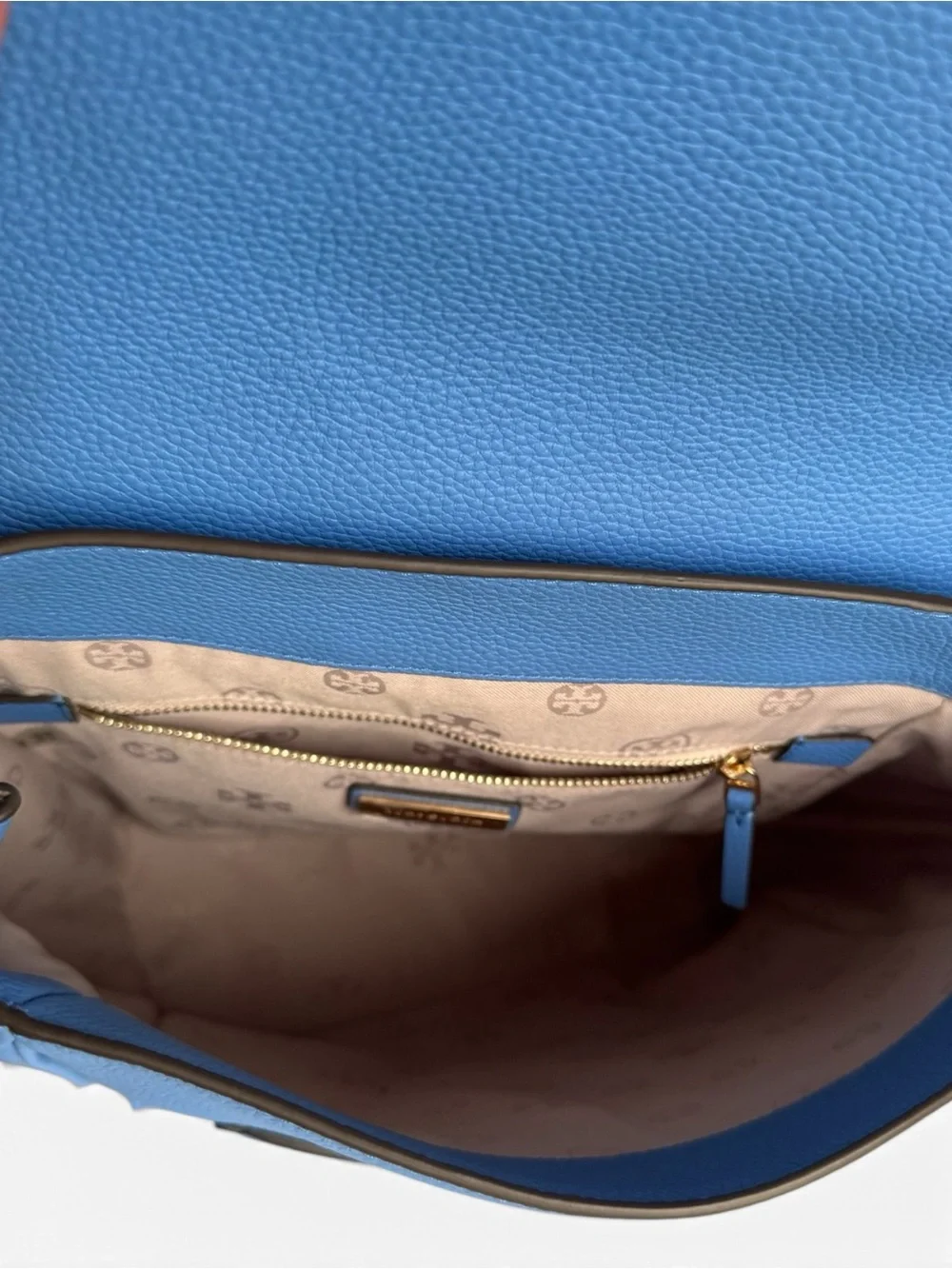Tory Burch front handle fraud